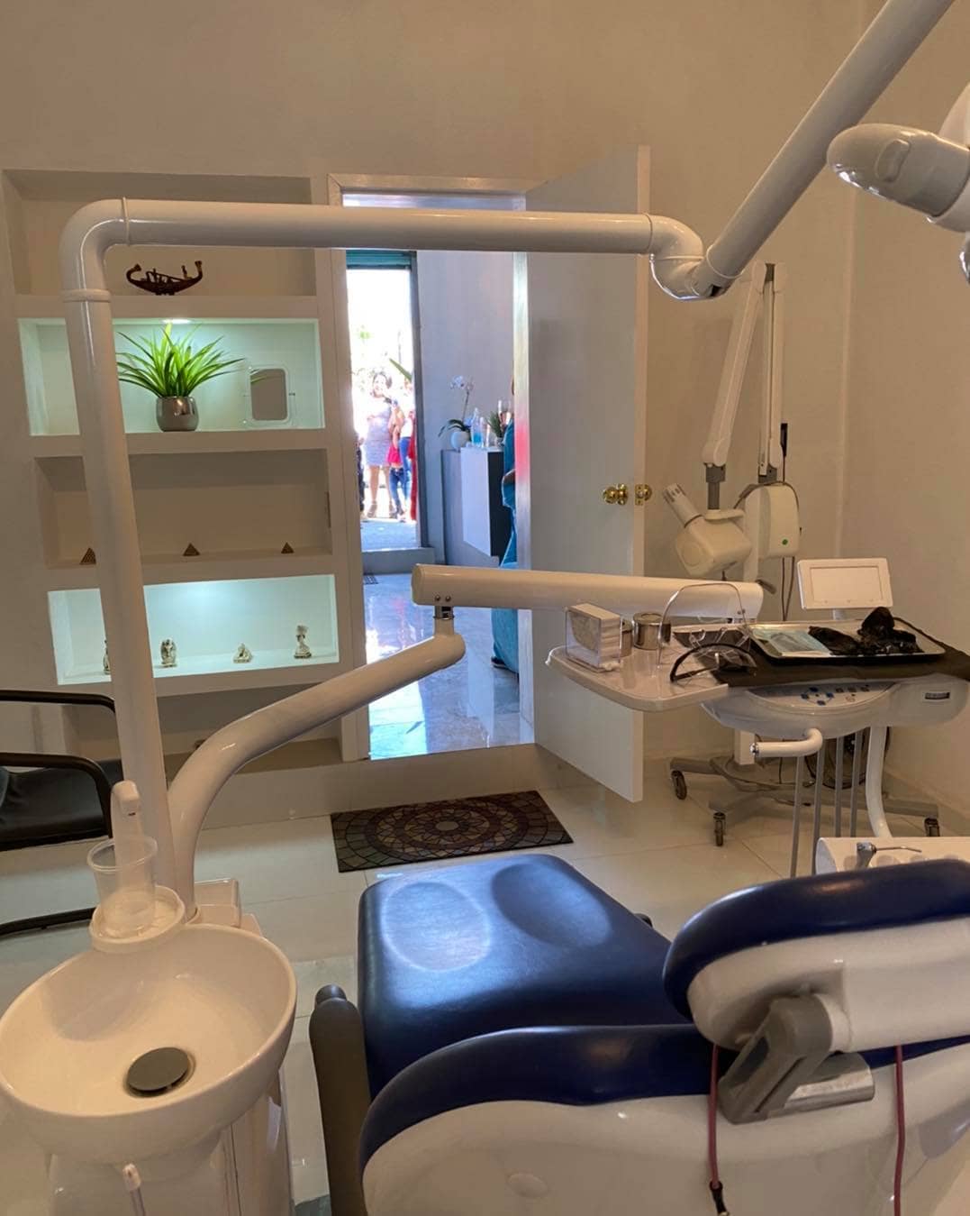 C Dental Care Group, Dentist in Puebla Dental Mexico